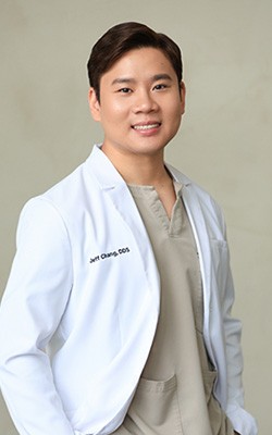 Headshot of Dr. Jeff Chang